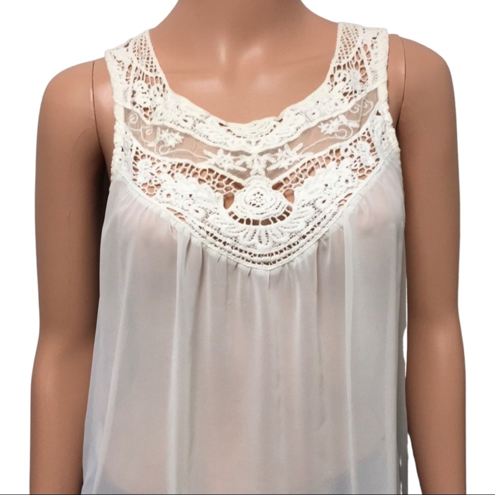 Candie’s Blouse - Picture 1 of 8